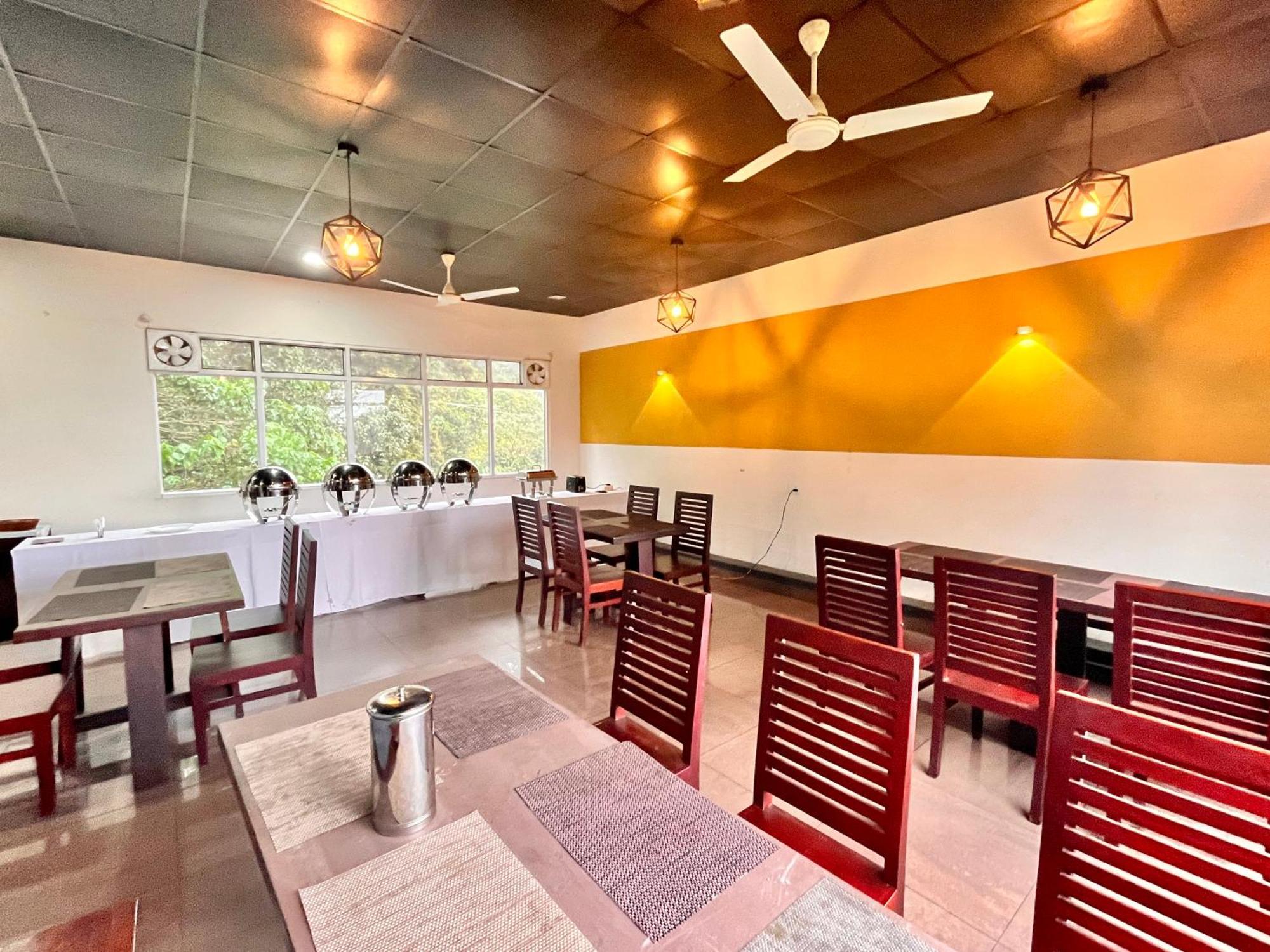Munnar Tea Estate Cottage And Resort - Away From City Hustle Exterior photo